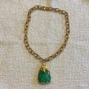 Vintage Castlecliff Necklace, Jadeite Green,, Vintage 1950s to 1960s Necklace